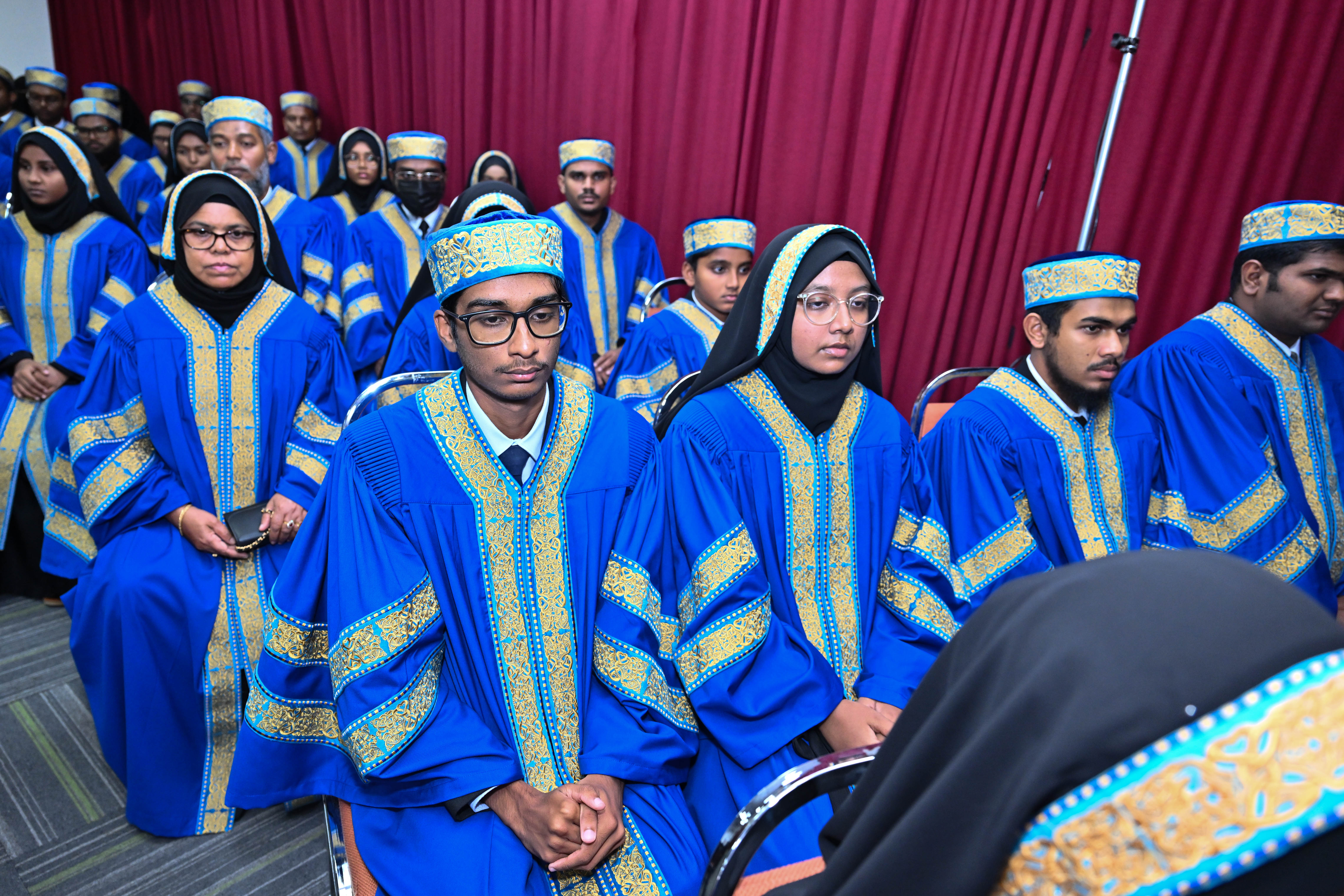 ރައީސުލްޖުމްހޫރިއްޔާގެ ދެކަނބަލުން، ޙާފިޡުން ދަސްވެނިވުމުގެ ރަސްމިއްޔާތުގައި ބައިވެރިވެވަޑައިގަތުން
