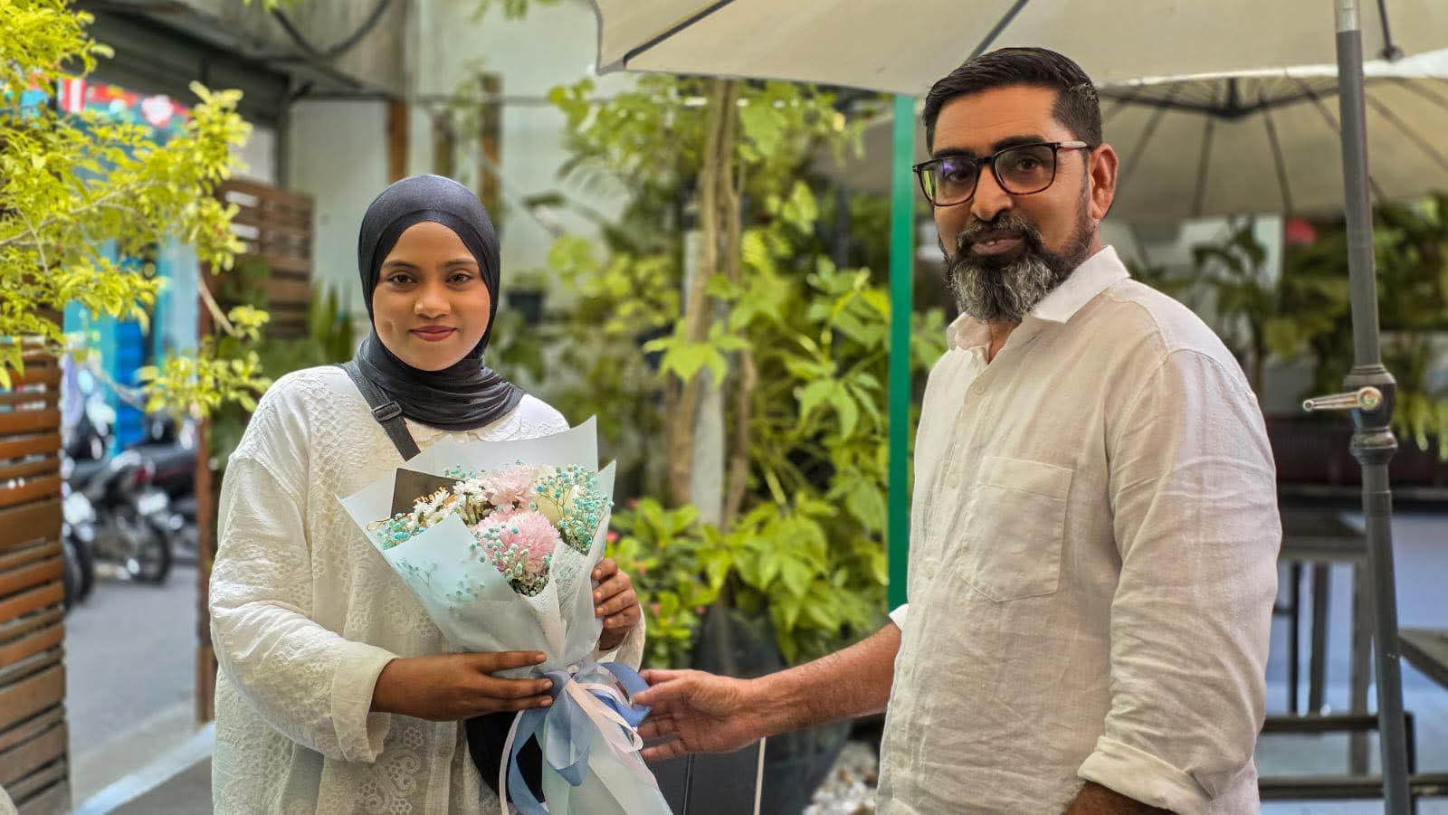 ބީއާރުޕީގެ ގަދަ 7 ގައި ހިމެނޭ ނައިޝާއާ އަލިފުށި ދާއިރާގެ މެންބަރު ބައްދަލުކުރައްވައި ހިތްވަރު ދެއްވައިފި