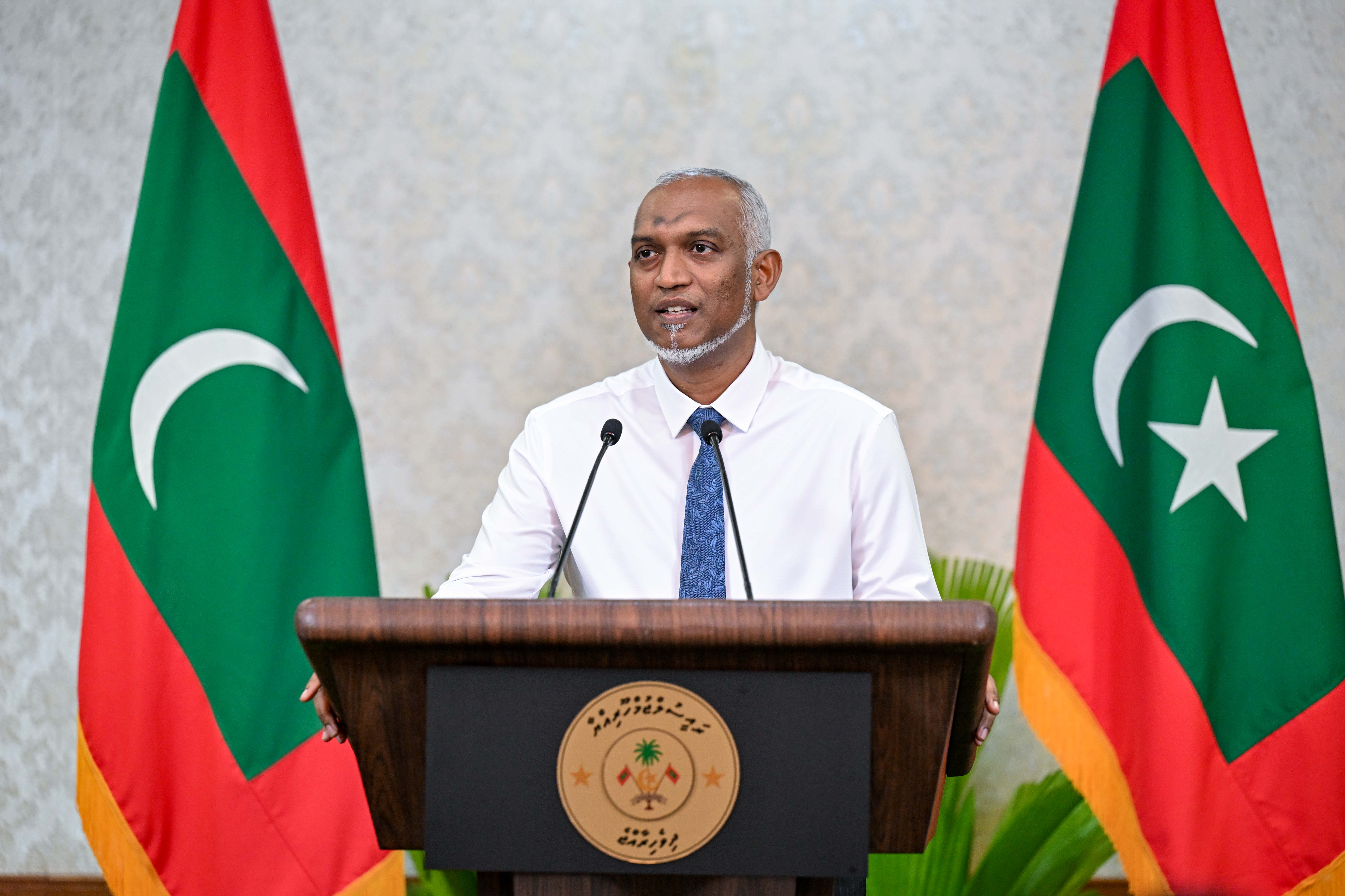 މެދުއިރުމަތީގެ ހަމަނުޖެހުންތަކާ ގުޅިގެން ދިވެހީންނަށް ކޮށްފާނޭ އަސަރުތައް ކުޑަކުރުމަށް މަސައްކަތް ފައްޓަވާފައިވާކަމަށް ރައީސް ވިދާޅުވެއްޖެ