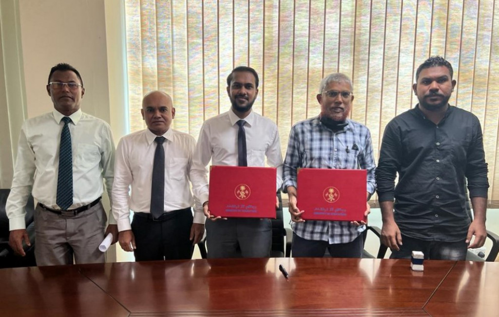 ރ. ވާދޫ ސްކޫލްގައި ދެ ފަންގިފިލާގެ އާ އިމާރާތެއް އަޅަނީ