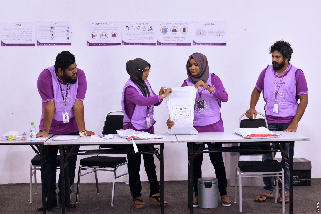 ލޯކަލް ކައުންސިލަތްކުގެ އިންތިޚާބު 2021: ރ. ވާދޫން ވޯޓްލުމުގެ ހައްޤު ލިބިފައި ވަނީ 421 މީހަކަށް!