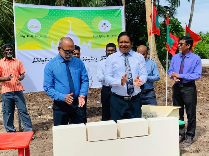 ރ. ވާދޫގައި 150 ދުވަހުން އަޅަން ބުނި މިސްކިތް ނޭޅި 490 ދުވަސް!
