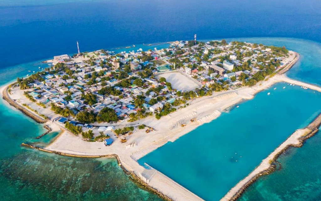 މަޑުއްވަރީގައި ހިނގި އެކްސިޑެންޓެއްގައި ކައުންސިލްގެ އެސްޖީ އަވަހާރަވެއްޖެ