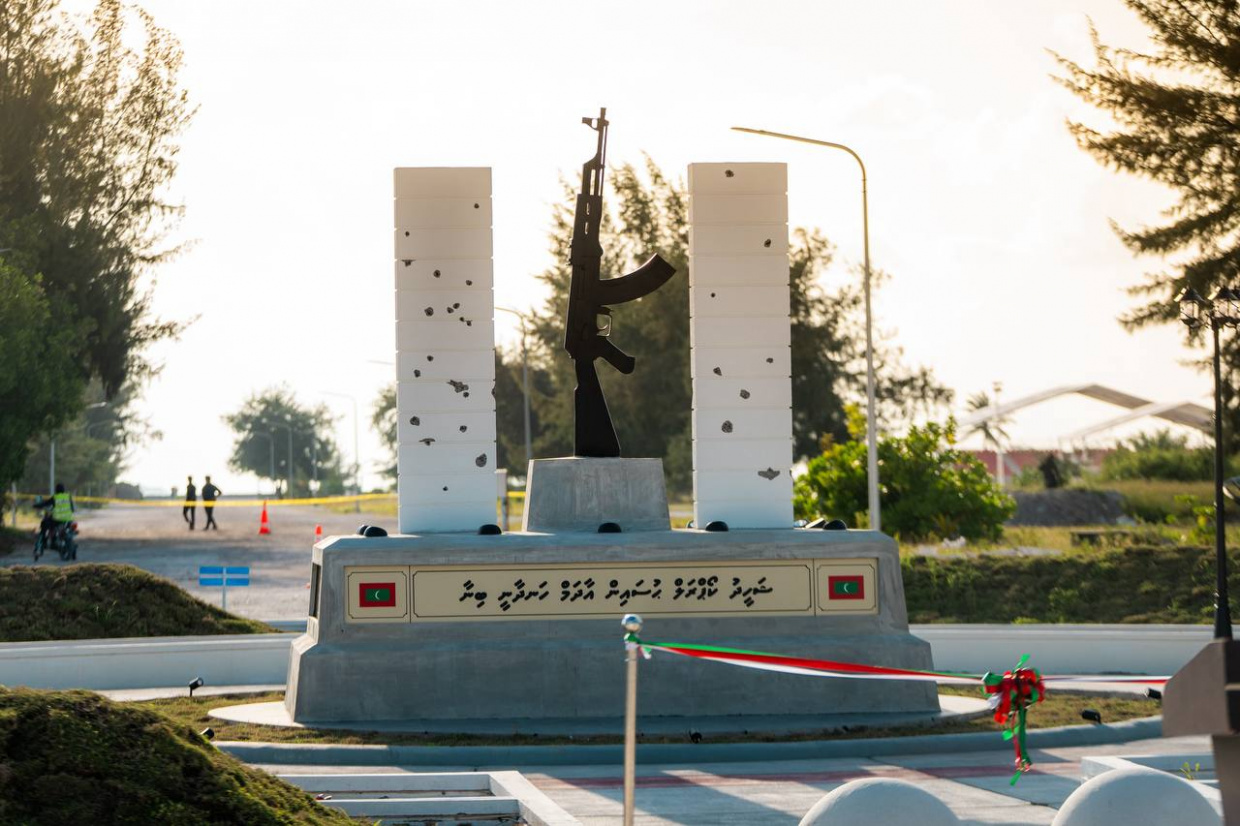 ޝަހީދު ހުސެއިން އާދަމްގެ އުފަން ރަށުގައި ހަނދާނީ ބިނާއެއް