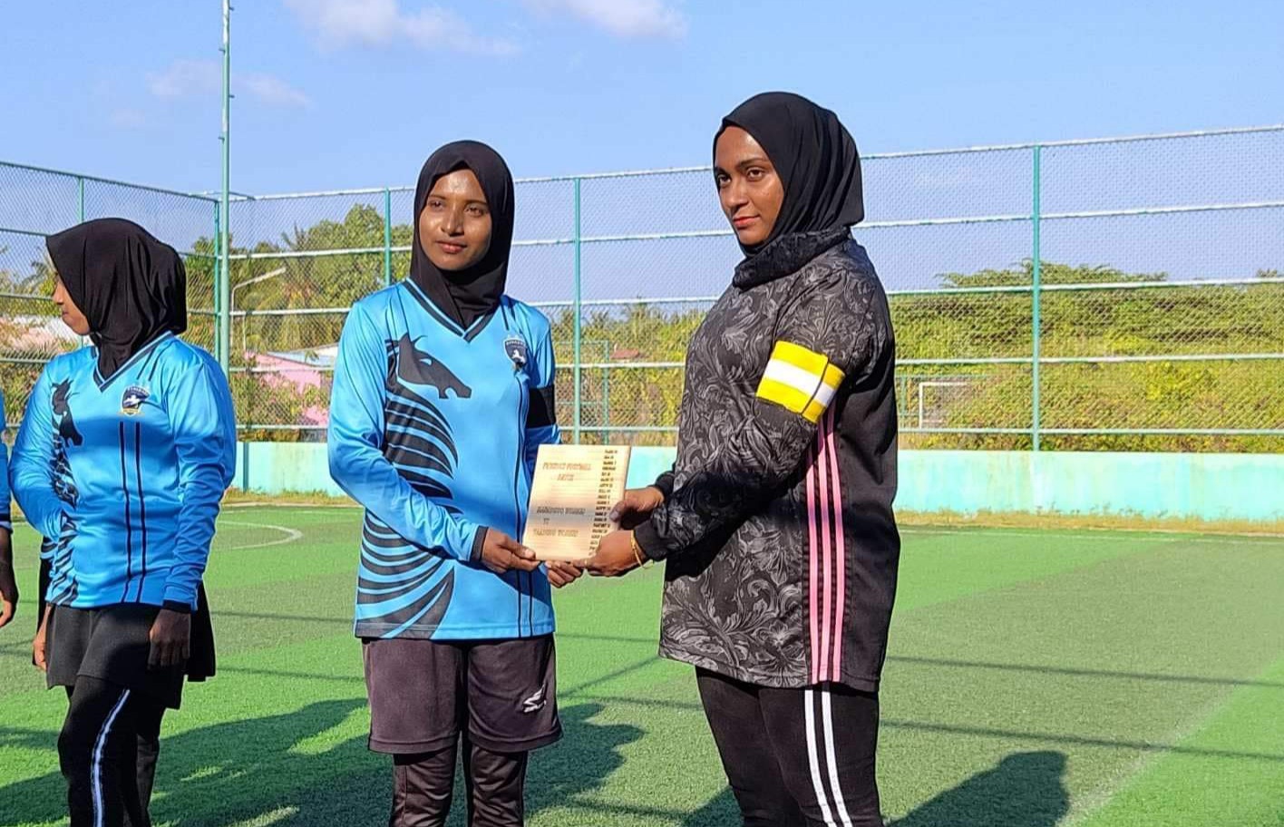 ވާދޫ އަންހެނުންގެ ފުޓްސަލް ޓީމް ބަލިކޮށް މަނަދޫ ޓީމް ކުރި ހޯދައިފި!