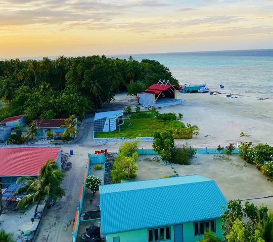 ރ. ވާދޫ ރަށްވެހިންނާ ކައިވެނިކޮށްގެން އުޅޭ ރަށުން ބޭރު މީހުން ވާދޫގެ ދަފްތަރުގައި ޖެހެނީ